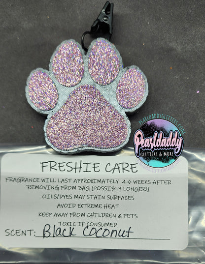 Paw Print Vent Clip